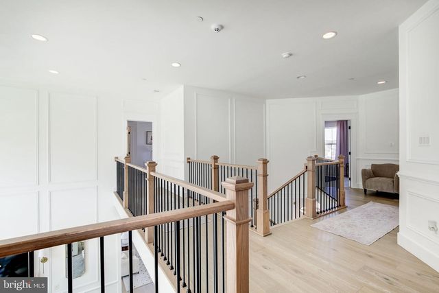 2728 HILLFIELD DR, Frederick, MD 21702