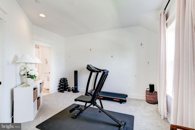 2728 HILLFIELD DR, Frederick, MD 21702