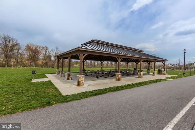 2728 HILLFIELD DR, Frederick, MD 21702