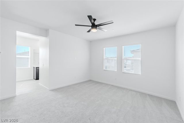 9927 Kimura Hills Avenue, Las Vegas, NV 89129