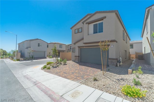 9927 Kimura Hills Avenue, Las Vegas, NV 89129