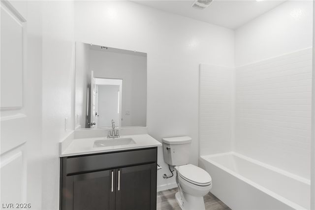 9927 Kimura Hills Avenue, Las Vegas, NV 89129