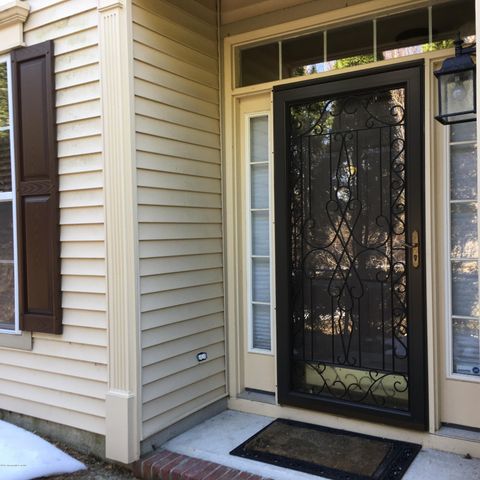 44 Poplar Lane, Holmdel, NJ 07733