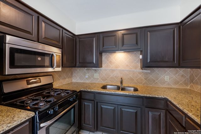 138 Nocturne, San Antonio, TX 78216