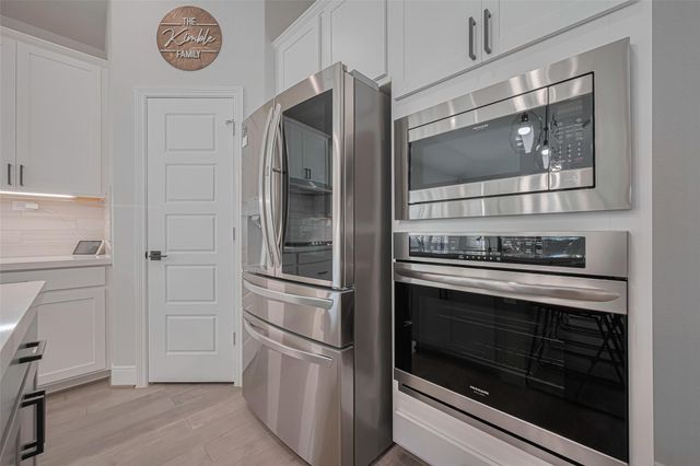 30706 Southern Dewberry Court, Fulshear, TX 77441