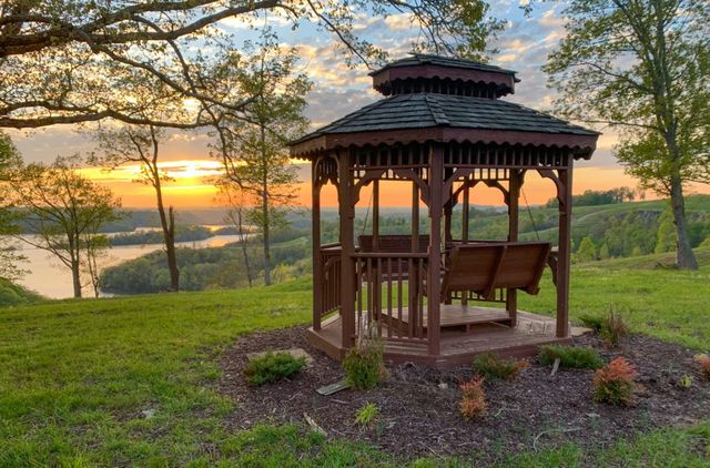 40 C Swan Ridge Rd, Hilham, TN 38568