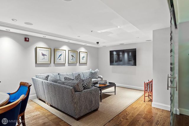 801 S Olive Avenue 921, West Palm Beach, FL 33401