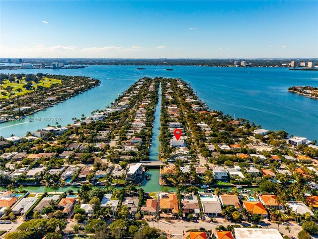 1230 Cleveland Rd, Miami Beach, FL 33141