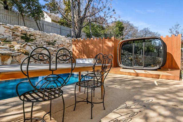 6300 Bon Terra DR, Austin, TX 78731