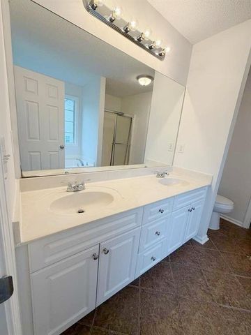 948 Gettysburg Way, Locust Grove, GA 30248