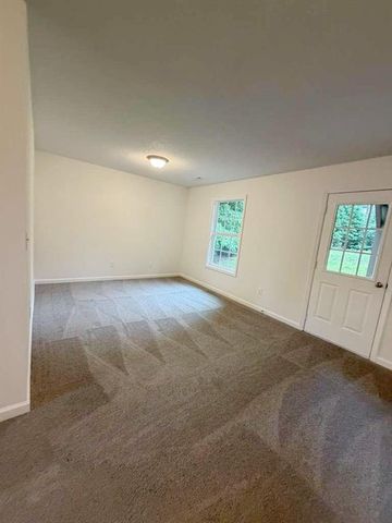 948 Gettysburg Way, Locust Grove, GA 30248