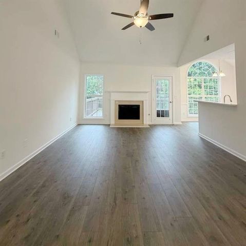 948 Gettysburg Way, Locust Grove, GA 30248