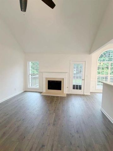948 Gettysburg Way, Locust Grove, GA 30248