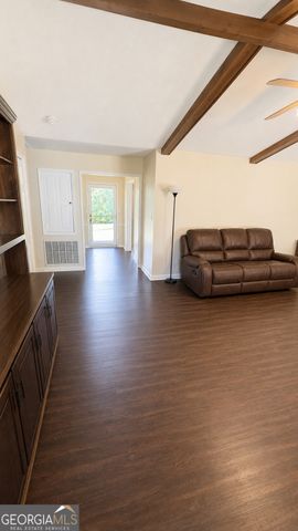 1054 Glass Bridge Road, Lagrange, GA 30240
