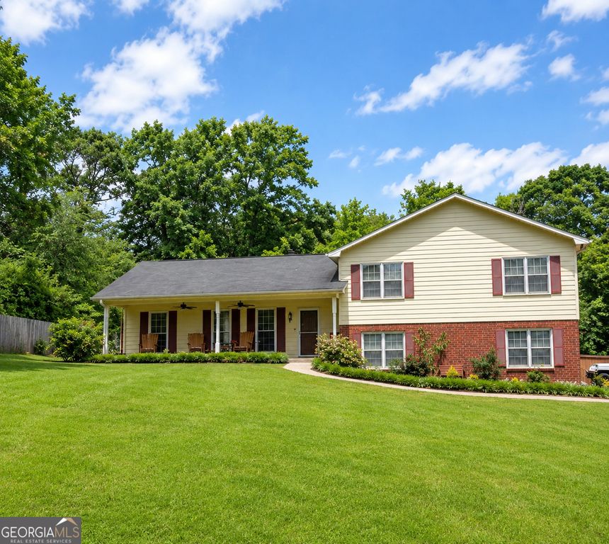 1054 Glass Bridge Road, Lagrange, GA 30240