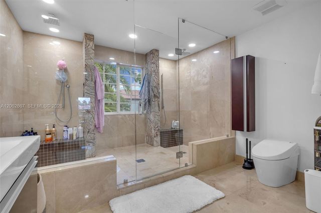10867 NW 59th St, Doral, FL 33178