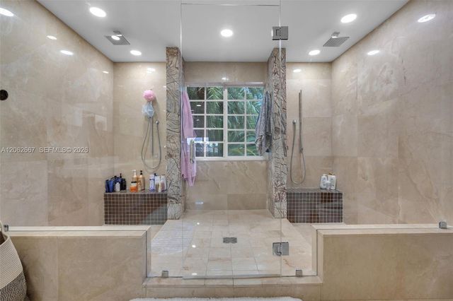 10867 NW 59th St, Doral, FL 33178