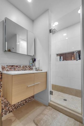 10867 NW 59th St, Doral, FL 33178