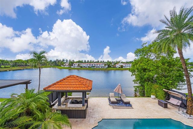 10867 NW 59th St, Doral, FL 33178