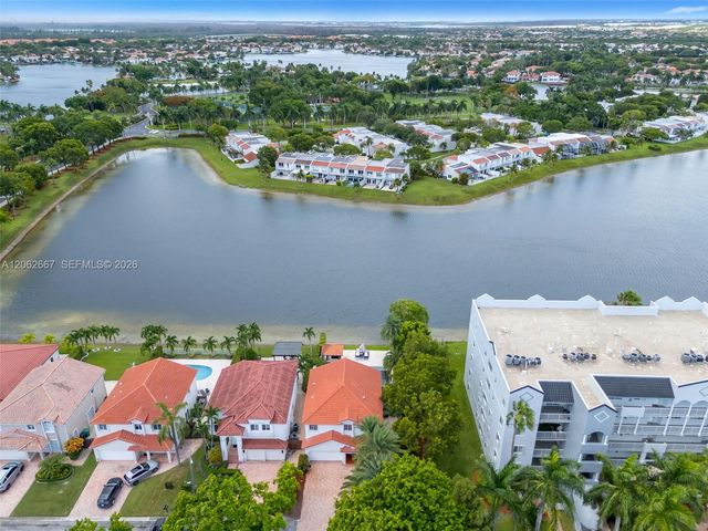 10867 NW 59th St, Doral, FL 33178