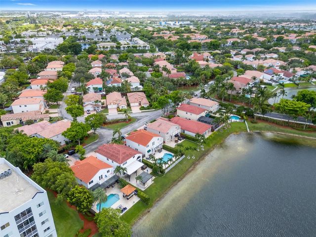 10867 NW 59th St, Doral, FL 33178
