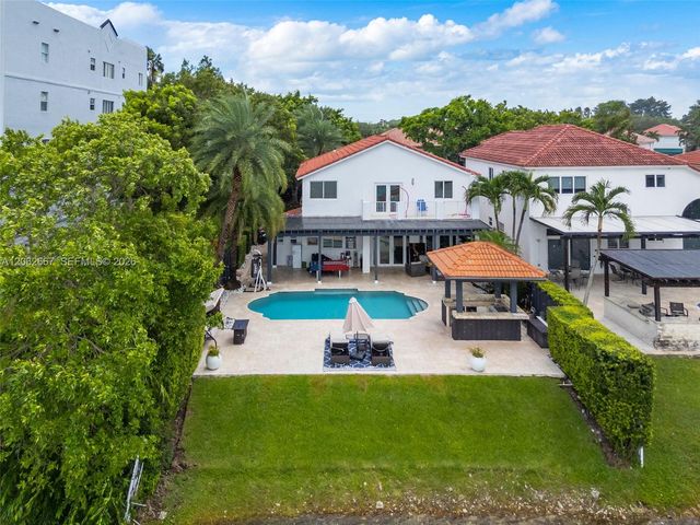 10867 NW 59th St, Doral, FL 33178