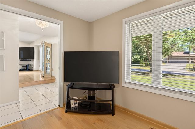 79 Markie Drive East, Gates, NY 14606