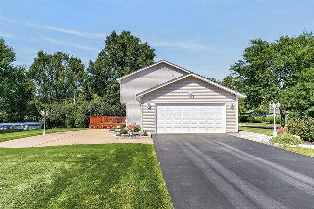 79 Markie Drive East, Gates, NY 14606