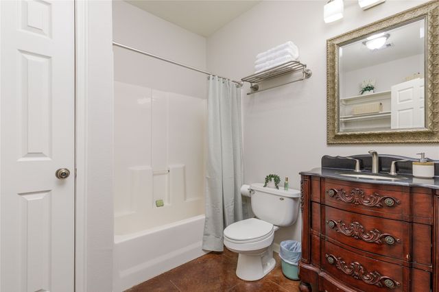 1878 N Lincoln Park Road, Van Alstyne, TX 75495