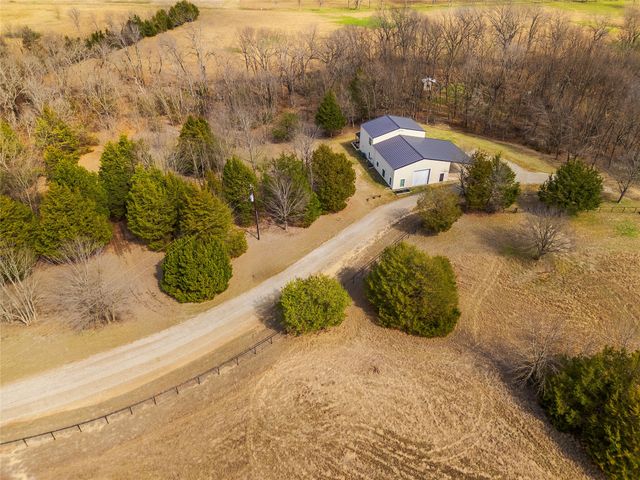 1878 N Lincoln Park Road, Van Alstyne, TX 75495