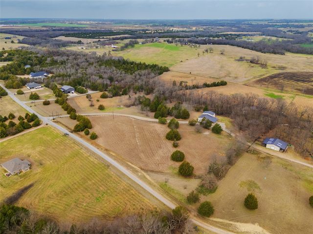 1878 N Lincoln Park Road, Van Alstyne, TX 75495