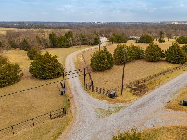1878 N Lincoln Park Road, Van Alstyne, TX 75495