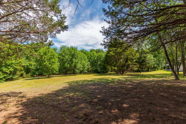 1878 N Lincoln Park Road, Van Alstyne, TX 75495