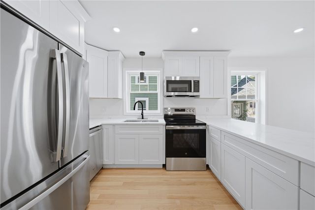 219 Indiana Avenue, Providence, RI 02905