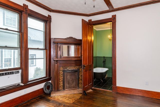 596 Scioto Street, Urbana, OH 43078