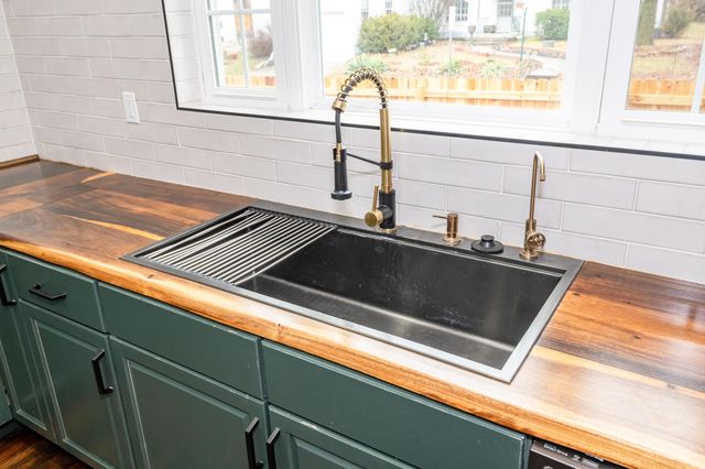 596 Scioto Street, Urbana, OH 43078