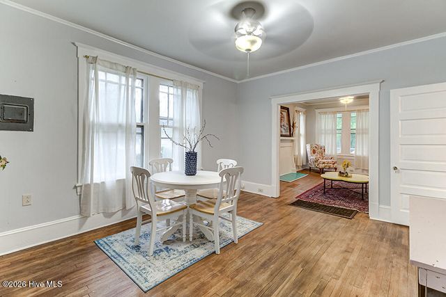 2046 Carolina Beach Road, Wilmington, NC 28401