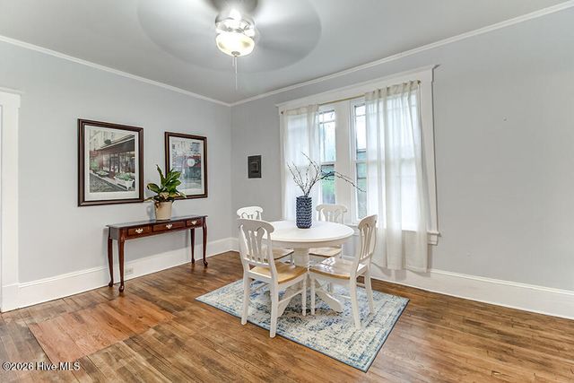 2046 Carolina Beach Road, Wilmington, NC 28401