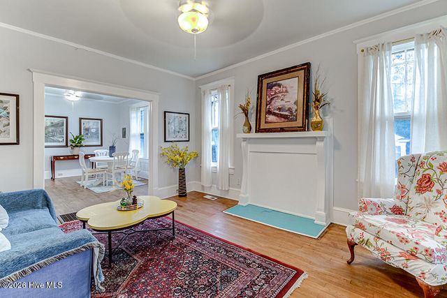 2046 Carolina Beach Road, Wilmington, NC 28401