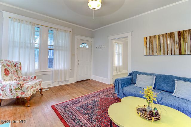 2046 Carolina Beach Road, Wilmington, NC 28401