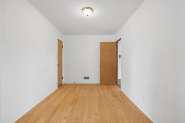 1041 E 8th Street, Lockport, IL 60441
