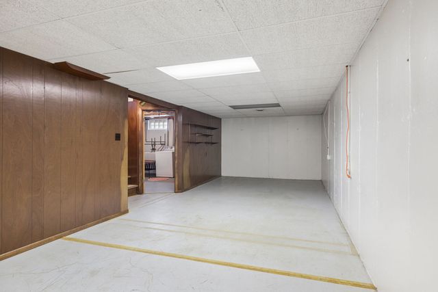 1041 E 8th Street, Lockport, IL 60441