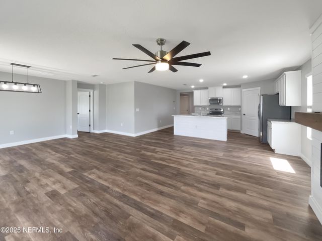 2428 COLD STREAM Lane, Green Cove Springs, FL 32043