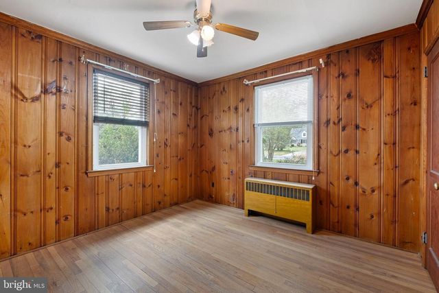 1405 MARSH RD, Talleyville, DE 19803