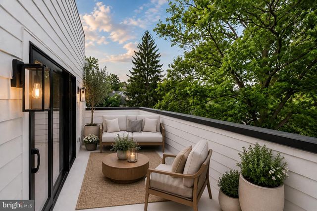 3937 MILITARY RD NW, Washington, DC 20015