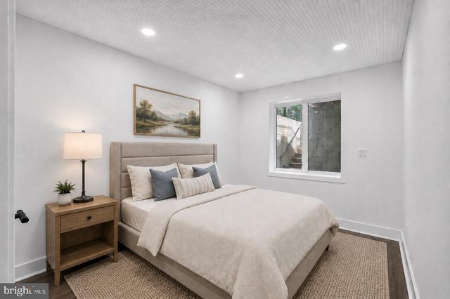 3937 MILITARY RD NW, Washington, DC 20015
