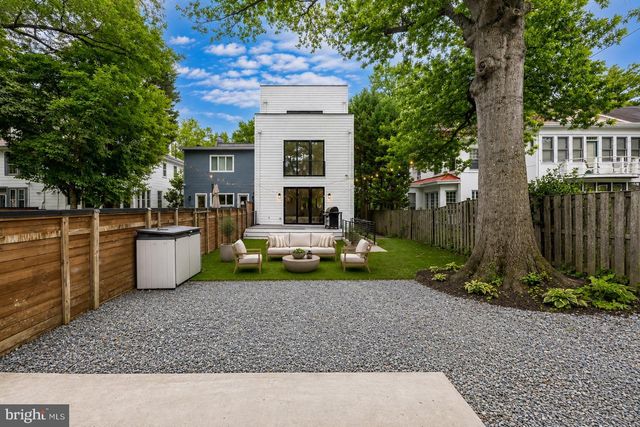 3937 MILITARY RD NW, Washington, DC 20015