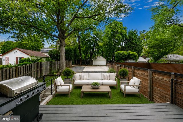 3937 MILITARY RD NW, Washington, DC 20015
