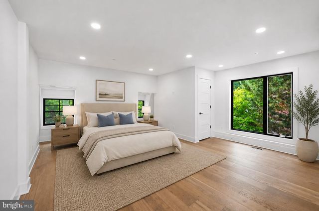 3937 MILITARY RD NW, Washington, DC 20015