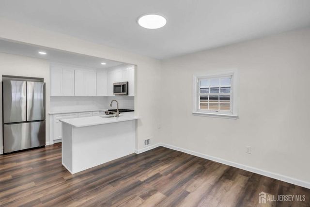 8 Wendy Drive, Old Bridge, NJ 08857